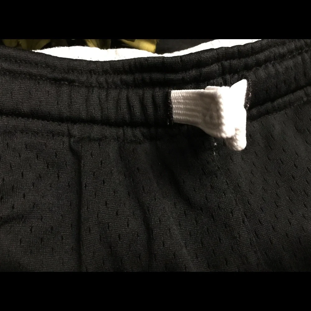GAP Athletic-Black/Red‎ Youth 14/16 Shorts